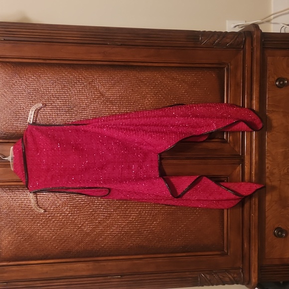 Vest - Picture 3 of 3